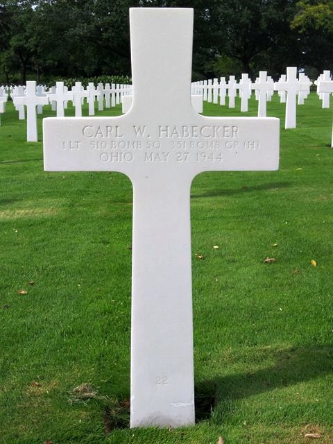 Tombe 2Lt Habecker