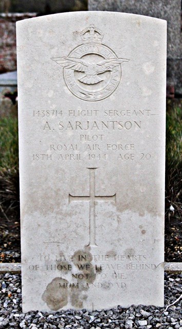 Tombe F/Sgt Sarjantson