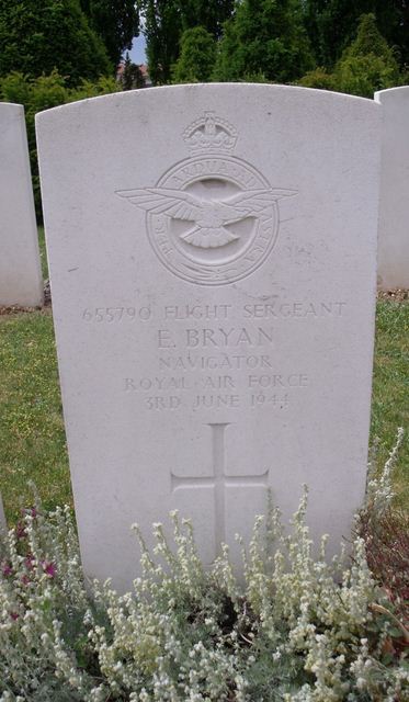 Tombe F/Sgt Bryan