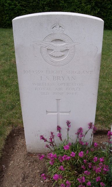 Tombe F/Sgt Bryan