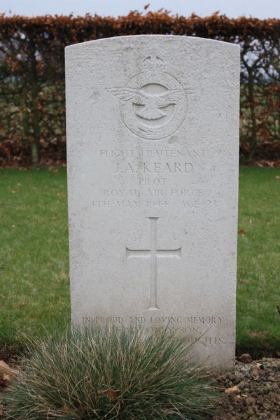 Tombe F/Sgt Keard