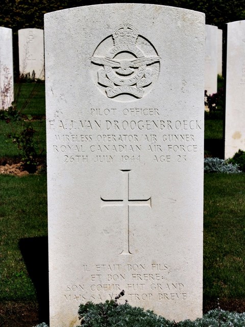 Tombe P/O Van Droogenbroeck