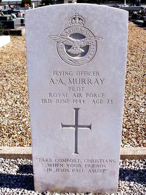 Tombe F/O Murray