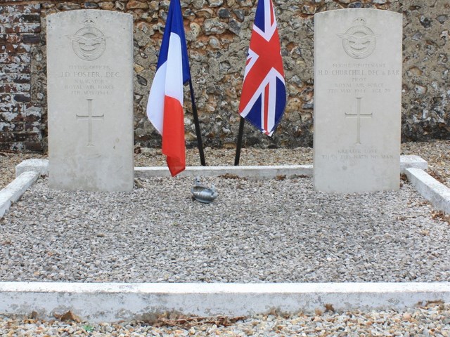 Tombe F/O Foster-F/Lt Churchill