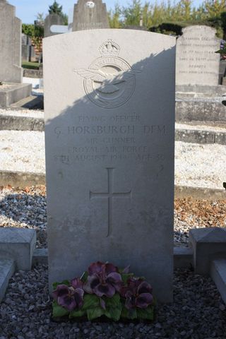 Tombe F/O Horsburgh - Photo Rgis Biaux