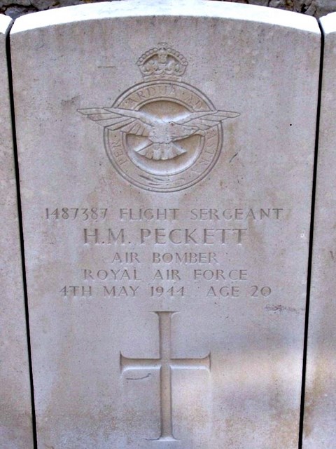 Tombe F/Sgt Peckett