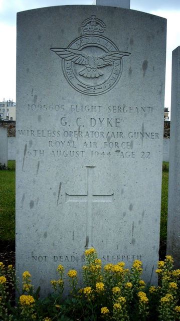 Tombe F/Sgt Dyke
