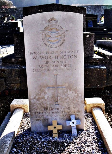 Tombe F/Sgt Worthington