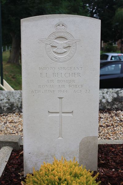 Tombe Sgt Belcher - Photo Rgis Biaux