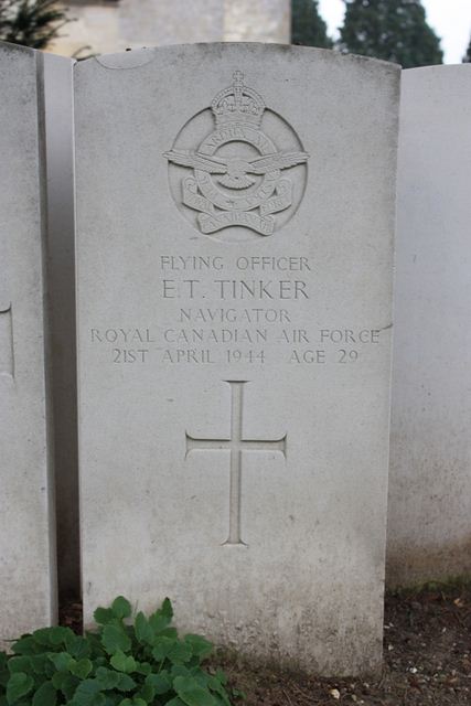 Tombe F/O Tinker