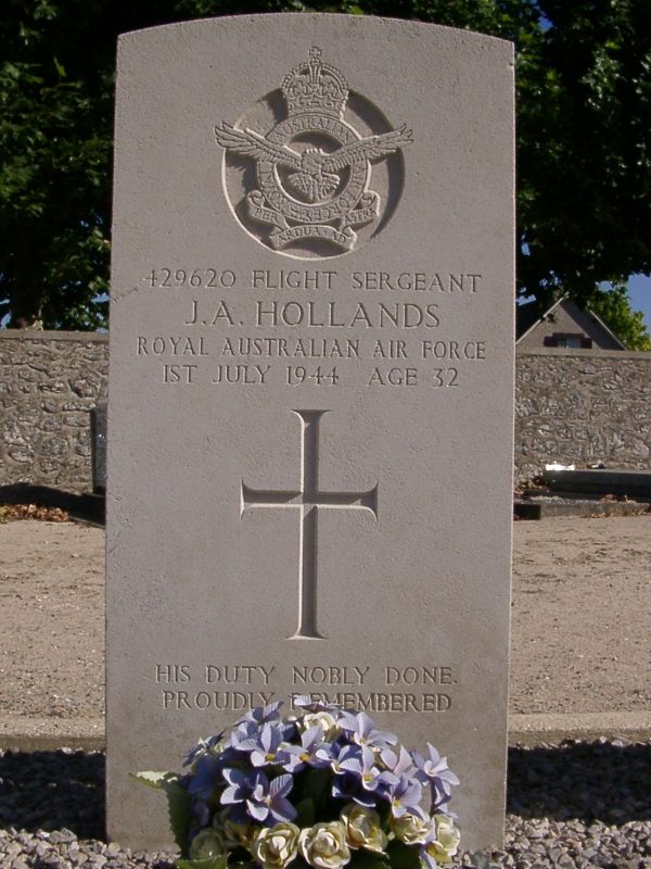 Tombe F/Sgt Hollands